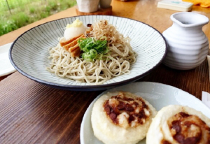 ご当地グルメツアー